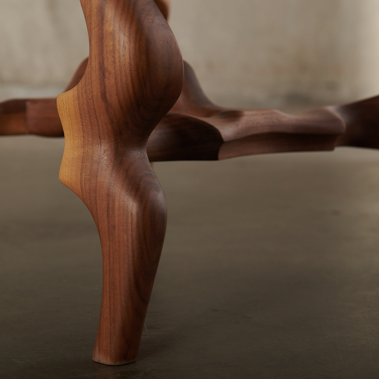 SHORT STOOL DESIGNED BY VICTOR ROMAN MANUFACTURED BY ATELIER(ER)